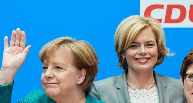 Merkel, 'lieta di collaborare con Spd'