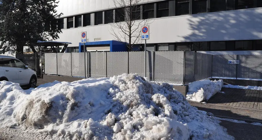 Neve a cumuli sui park disabili