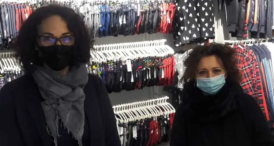 I saldi per rimanere a galla, ma c’è l’incubo delle chiusure