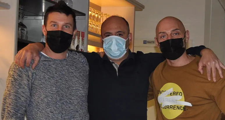 I baristi: «Un incubo senza fine, ma cerchiamo di stare a galla»