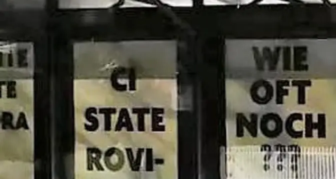 La protesta sui manifesti “Ci state rovinando”