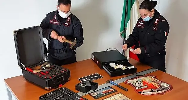 Serie di furti ad Appiano e dintorni, denunciati in tre