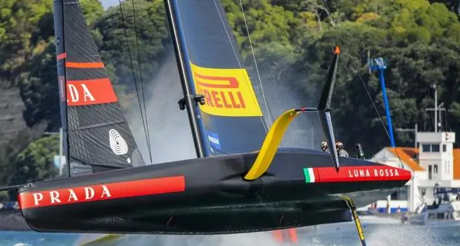 Luna Rossa non si ferma più: ora è 4-0 in Prada Cup su Ineos