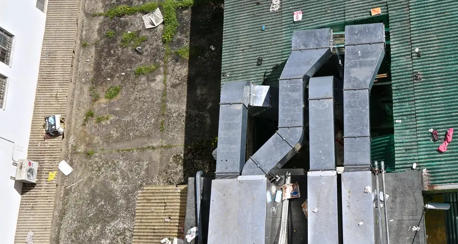 Merano, immondizie e ratti nel cortile dell’Eurotel
