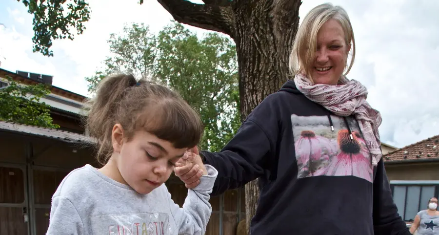 I giudici: una casa per la coppia con la bambina malata
