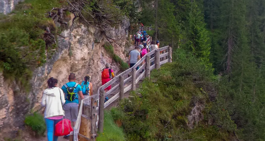 Le guide escursionistiche: «Nei rifugi si ignora il Covid»