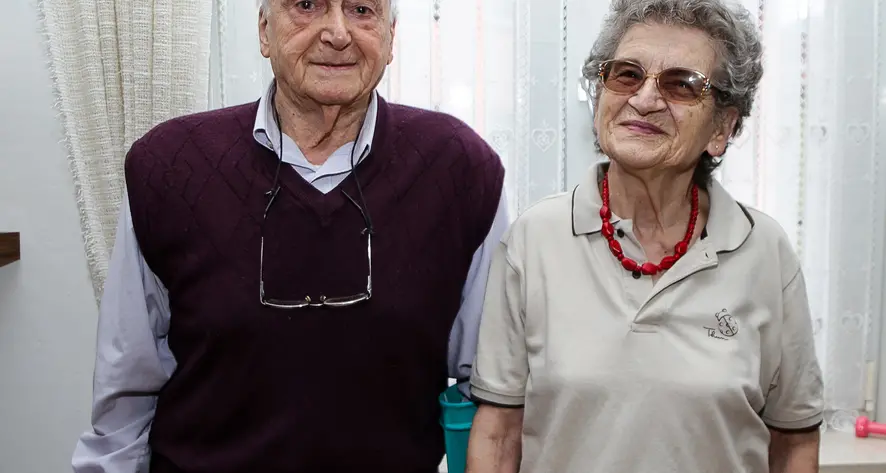Storia di Pietro, la gamba “mangiata” dalla fabbrica e la guerra in casa