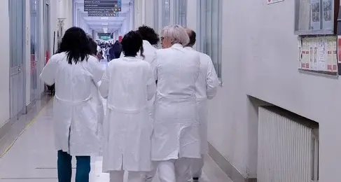 Arriva a Bolzano la Facoltà di Medicina. Via nel 2022 con cinquanta studenti