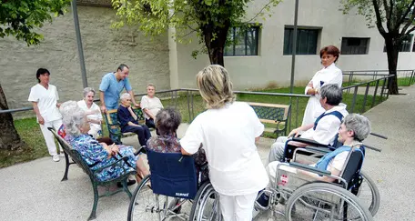 Obbligo vaccinale nelle Rsa, l’Asl inizia i controlli incrociati