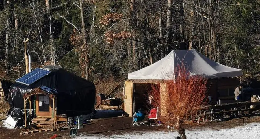 Abusiva la scuola nel bosco a Laion