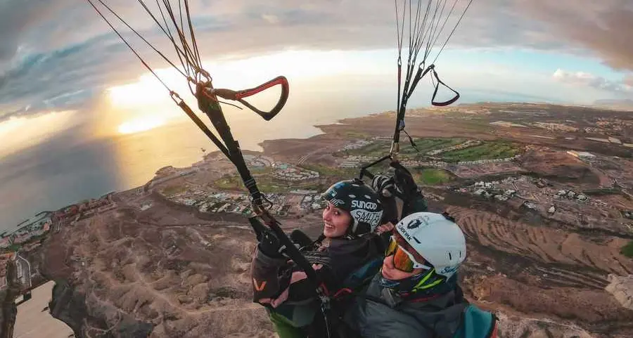 Si schianta col parapendio, lo salva giovane bolzanino