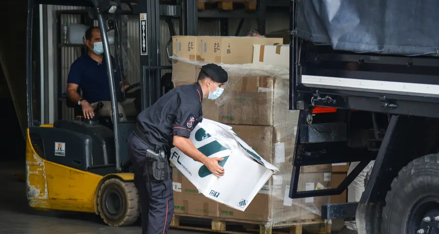 Mascherine cinesi, le Dogane chiedono all’Asl 2 milioni di tasse