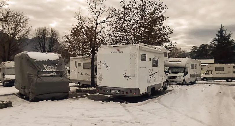 Doppio raid, svaligiati i camper posteggiati nelle aree pubbliche