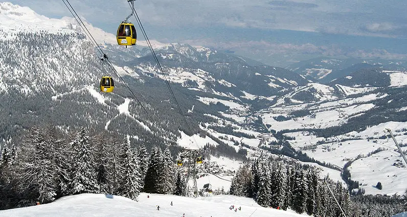 Alta Badia, raffica di disdette dai turisti stranieri: dopo l’Epifania un salto nel buio