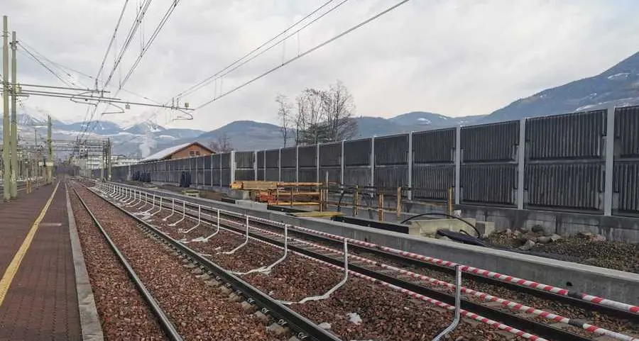 Barriere su un solo versante in stazione: a Bressanone è polemica