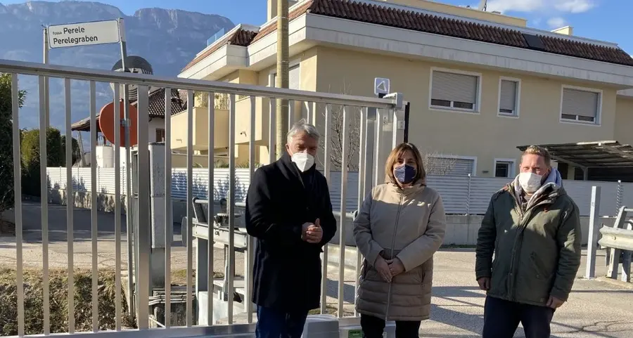 Cancello in via della Vigna, diffida al Comune