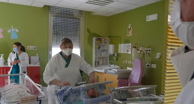 Donna incinta no-vax positiva perde bimbo al settimo mese