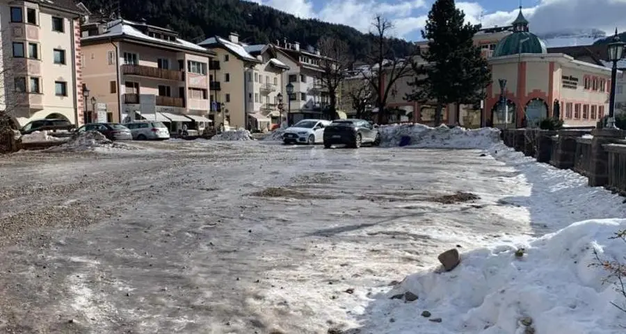 Sosta sul ghiaccio a 3 euro l’ora: a Ortisei una tariffa da record