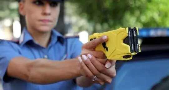 «Sicurezza a Merano, subito il taser ai vigili urbani»