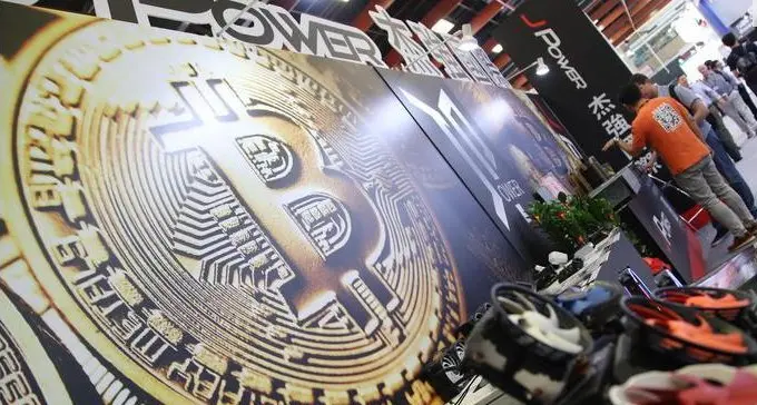 Ottantenne perde 60mila euro investendo online in criptovalute