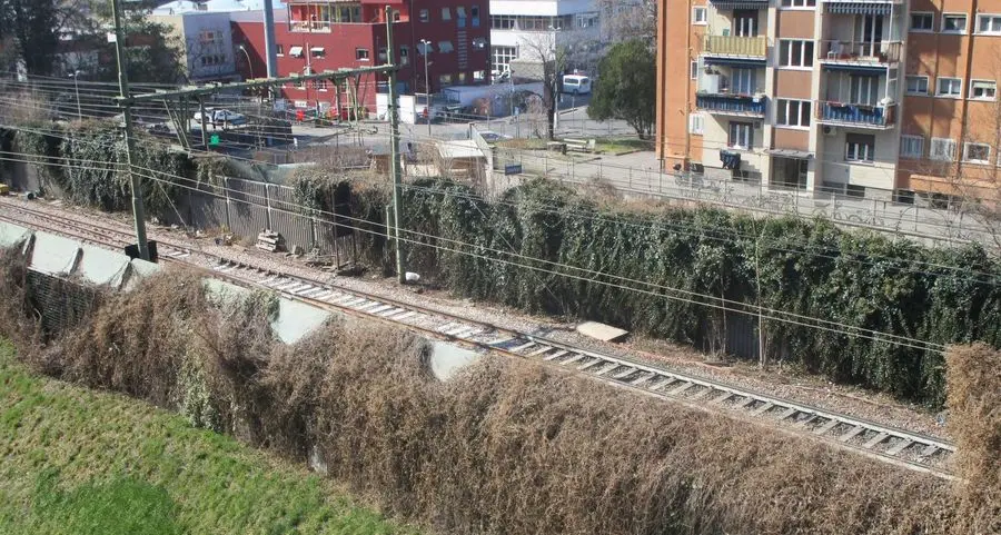 Oltrisarco, le giunture dei binari sono troppo rumorose