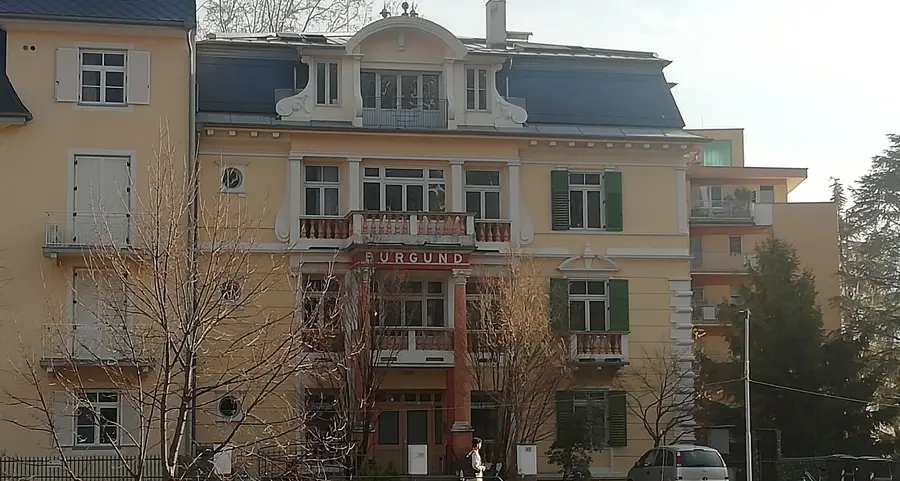 Chiude «Villa Burgund», gli anziani devono traslocare