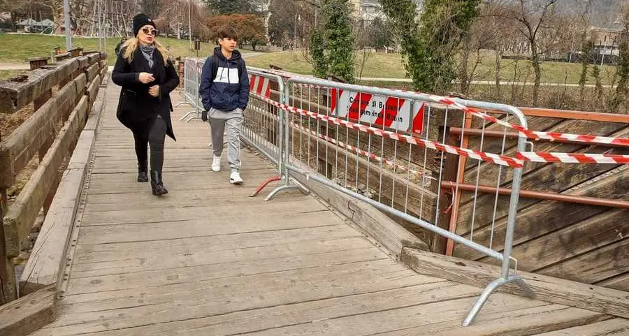 Talvera, com'è malridotta la passerella