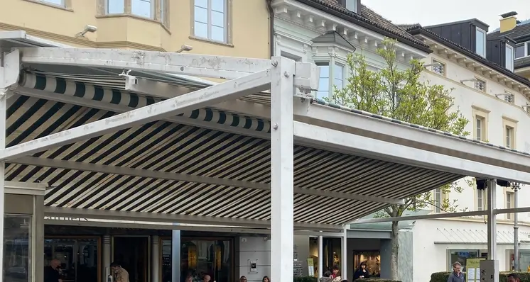 Dehors di piazza Walther, il Tar dà ragione al Comune