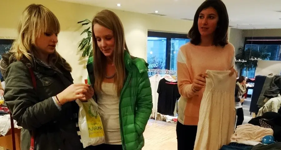 Arriva lo «Swap party»: vestiti da scambiare contro la moda usa e getta