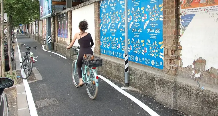 Bolzano, dalla Zona al centro in bici sulla nuova pista ciclabile