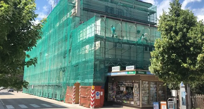 L’Ipes non consegna gli alloggi: «Cantieri bloccati per i rincari»