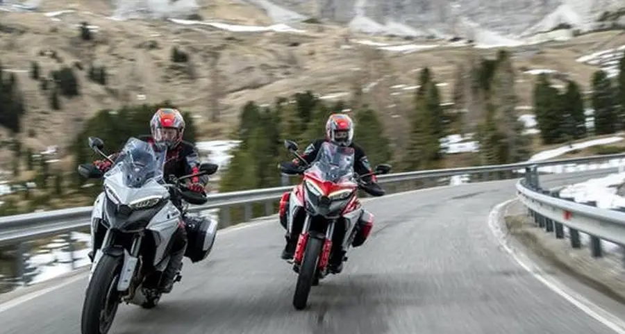 Merano, il rombo delle motociclette fa scattare la protesta