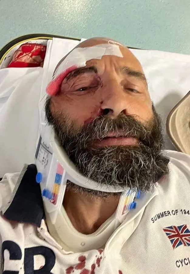 Bolzano, travolto in ciclabile da un biker pirata