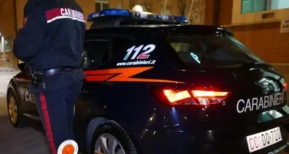 Settantenne accompagnata dai carabinieri di notte alla farmacia