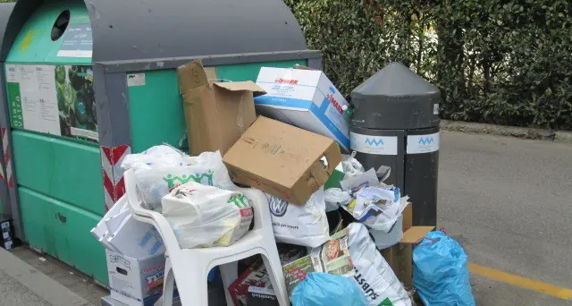 Rifiuti abbandonati, a Merano 50 multe al mese