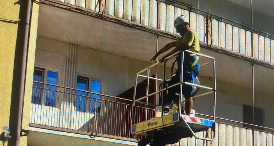 Balconi a pezzi e proteste a Merano: l’Ipes corre ai ripari