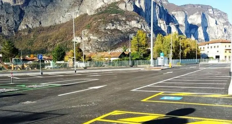 Parcheggio quasi vuoto, la rabbia dei pendolari altoatesini