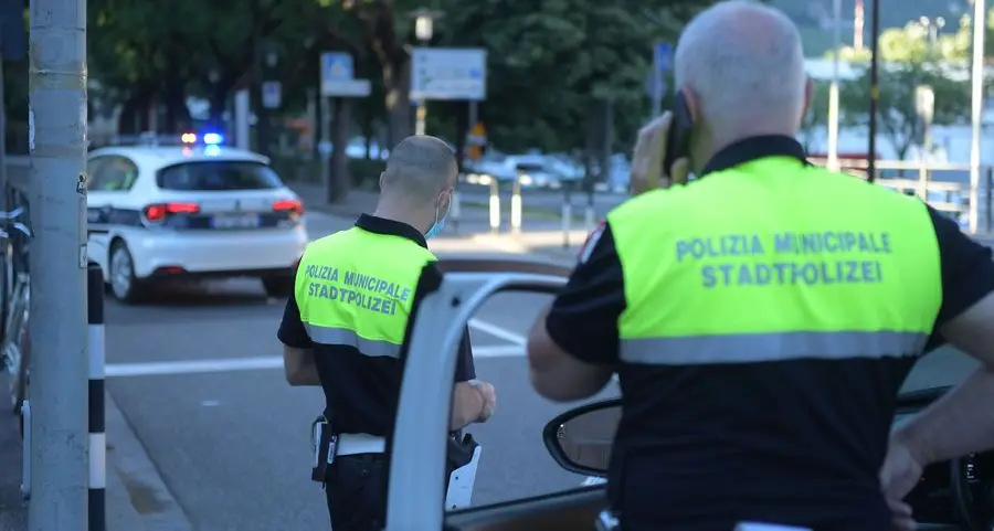 Spaccio, a Bolzano potenziate le squadre davanti alle scuole