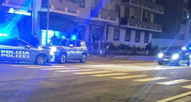 Rissa a bastonate in via Palermo. I residenti: «Non ne possiamo più»