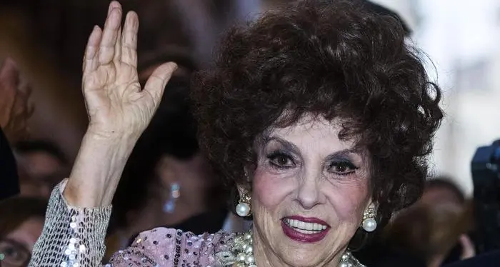 Lutto nel mondo del cinema: è morta Gina Lollobrigida, aveva 95 anni