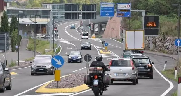La Statale 12 in galleria costerà almeno 380 milioni di euro