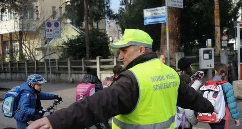 È allarme nonni vigili, a Egna ne è rimasto uno