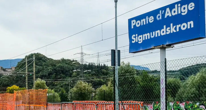 Ponte Adige, il Comune vuole realizzare un’area verde. Previsti anche gli orti