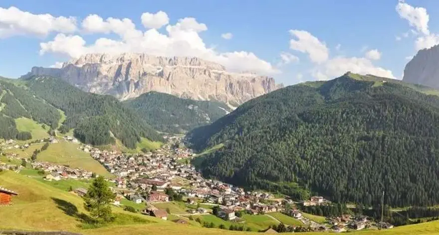 Caro-casa in montagna: a Campiglio i prezzi più alti, a Selva 8800 euro al metro quadro