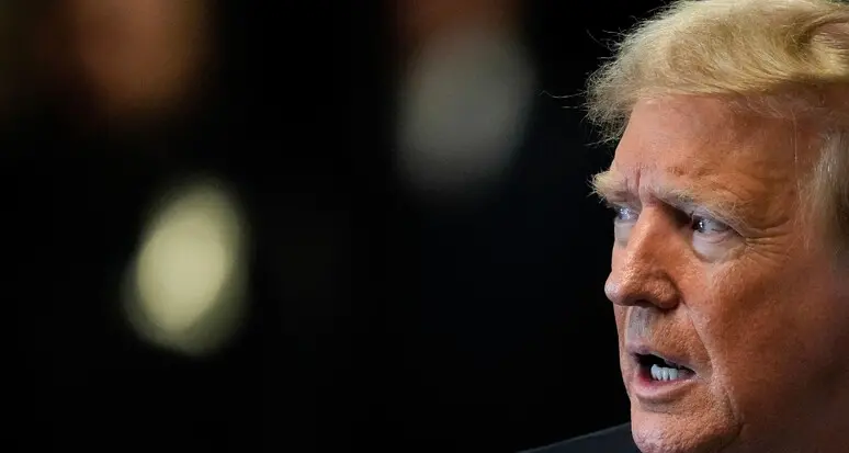Donald Trump condannato per aver pagato la pornostar Stormy Daniel