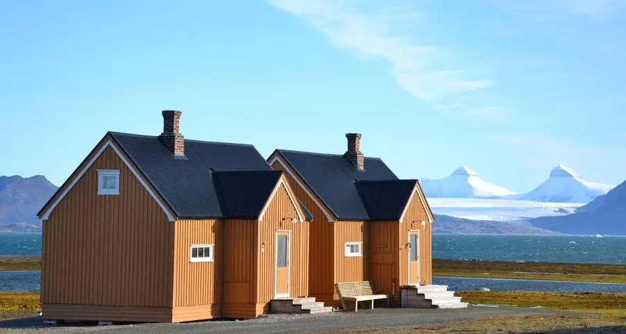 A NY ALESUND, LA “BAIA DEL RE”, LE ULTIME CASE PRIMA DEL POLO
