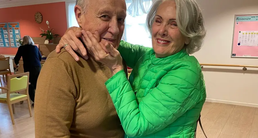 Si risposano 50 anni dopo: «Il nostro amore? Più forte dell’Alzheimer»