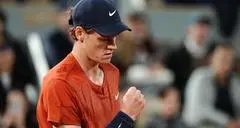 Sinner avanti a Parigi senza problemi: liquida Gasquet in tre set