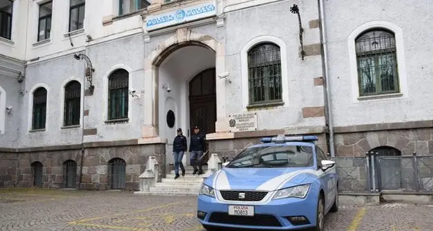 Spara nei pressi della casa della ex per minacciarla: arrestato a Merano
