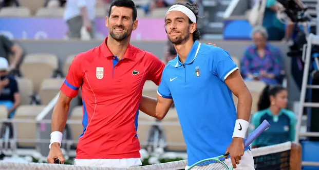 Sfuma la finale per Musetti, vince Djokovic 2-0